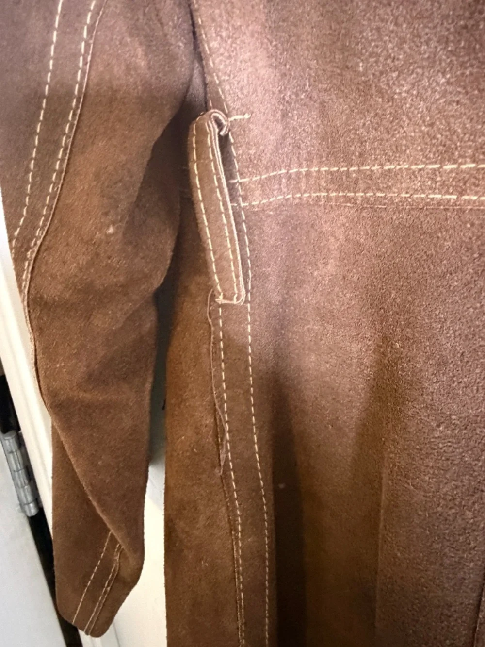 Vintage Brown Suede  Long Coat with Belt Made in Canada - Picture 5 of 10